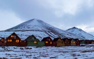 longyearbyen, Nicholas Orloff longyearbyen, Nicholas Orloff
