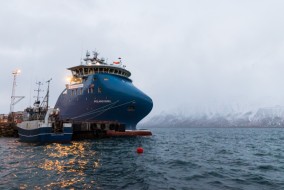 longyearbyen, Nicholas Orloff longyearbyen, Nicholas Orloff