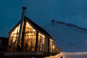 longyearbyen, Nicholas Orloff longyearbyen, Nicholas Orloff