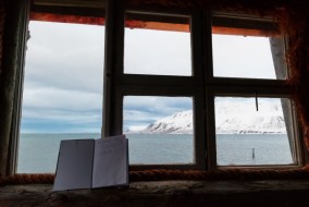 longyearbyen, Nicholas Orloff longyearbyen, Nicholas Orloff