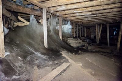 Inside Mine 2B: ice is taking over